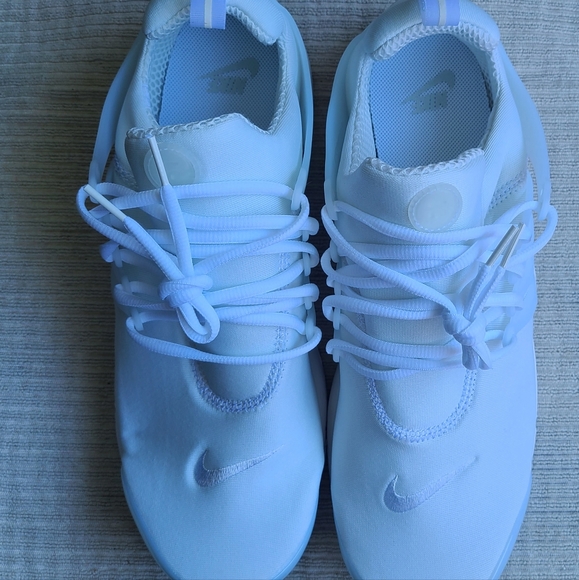 Men's size 13 Nike White/Pure Platinum CT3550-100 Running Shoes - Picture 4 of 10